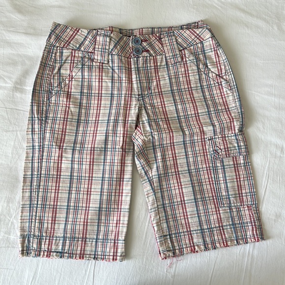 Set of 3 Plaid Bermuda Knee Length Shorts - Picture 8 of 9
